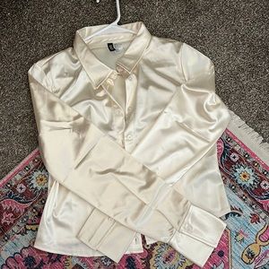 H&M Divided satin button down